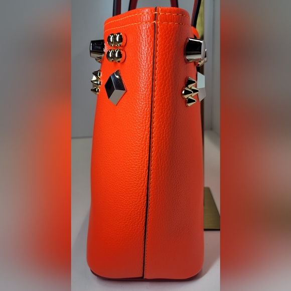 SOLD❌ Christian Louboutin Sunrise Calfskin Leather East West Cabata Tote Bag - Picture 4 of 16